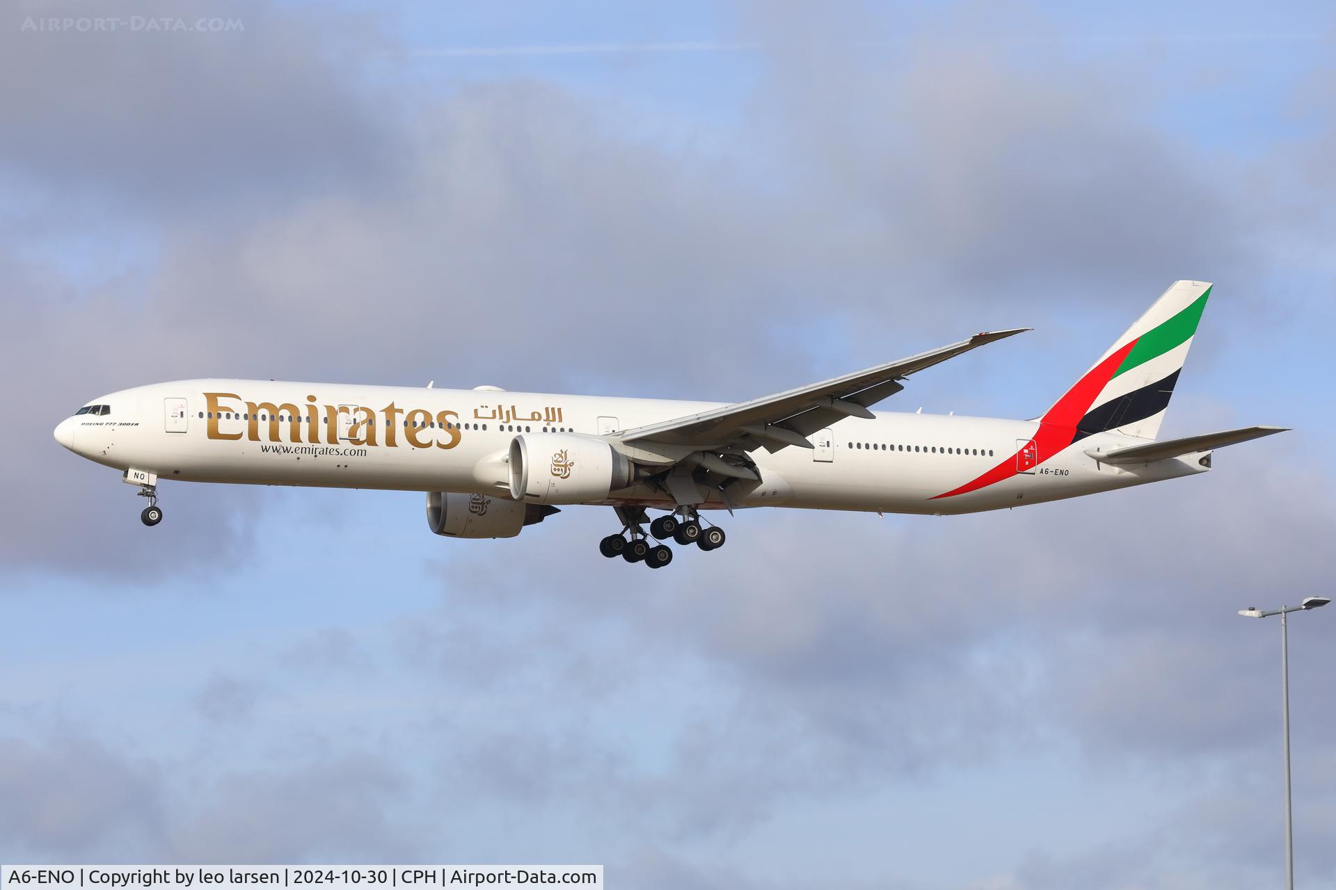 A6-ENO, 2014 Boeing 777-31H/ER C/N 41361, Copenhagen 30.10.2024 L/D R-22L