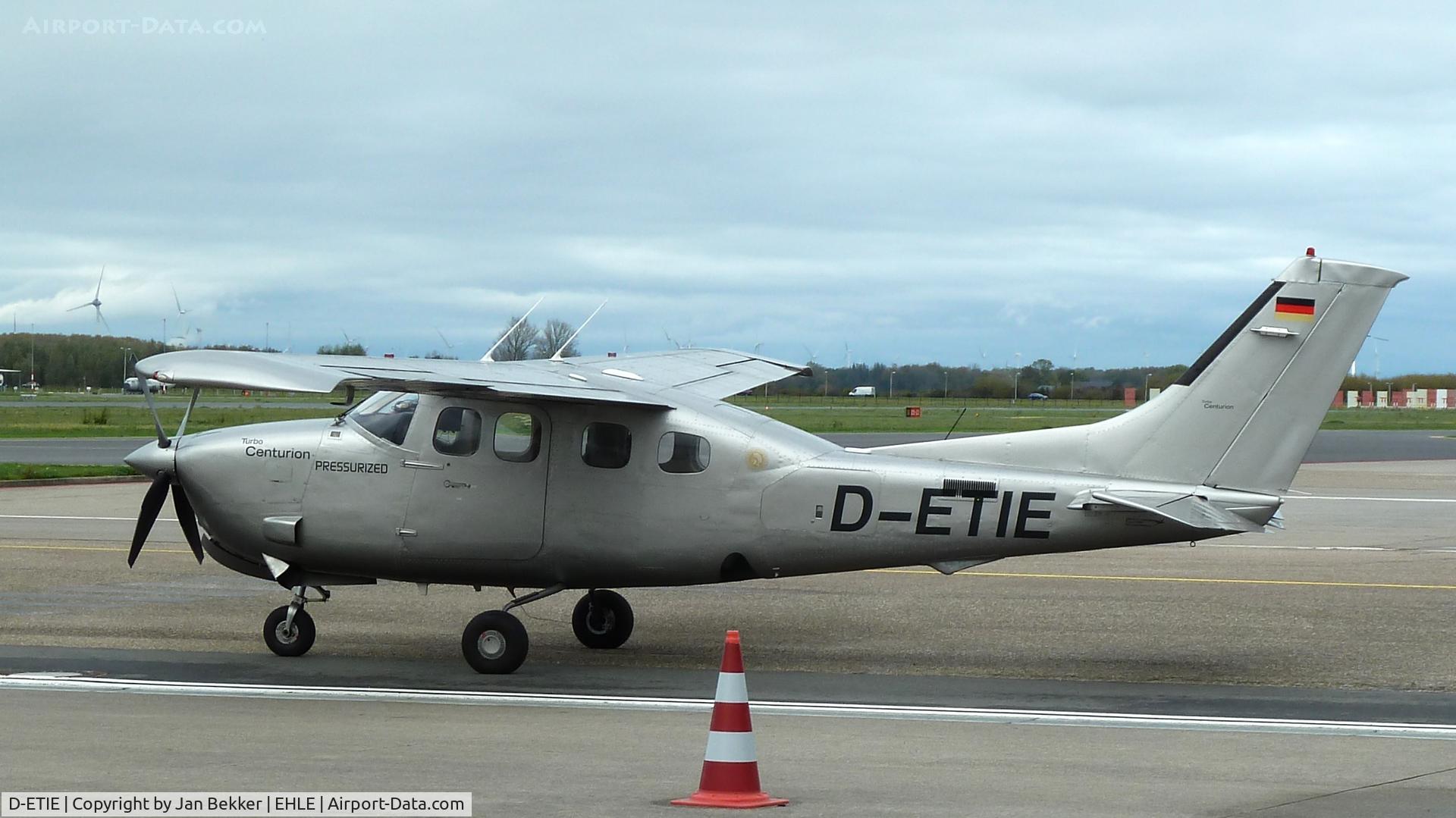 D-ETIE, 1982 Cessna P210N Pressurised Centurion C/N P21000780, Lelystad Airport