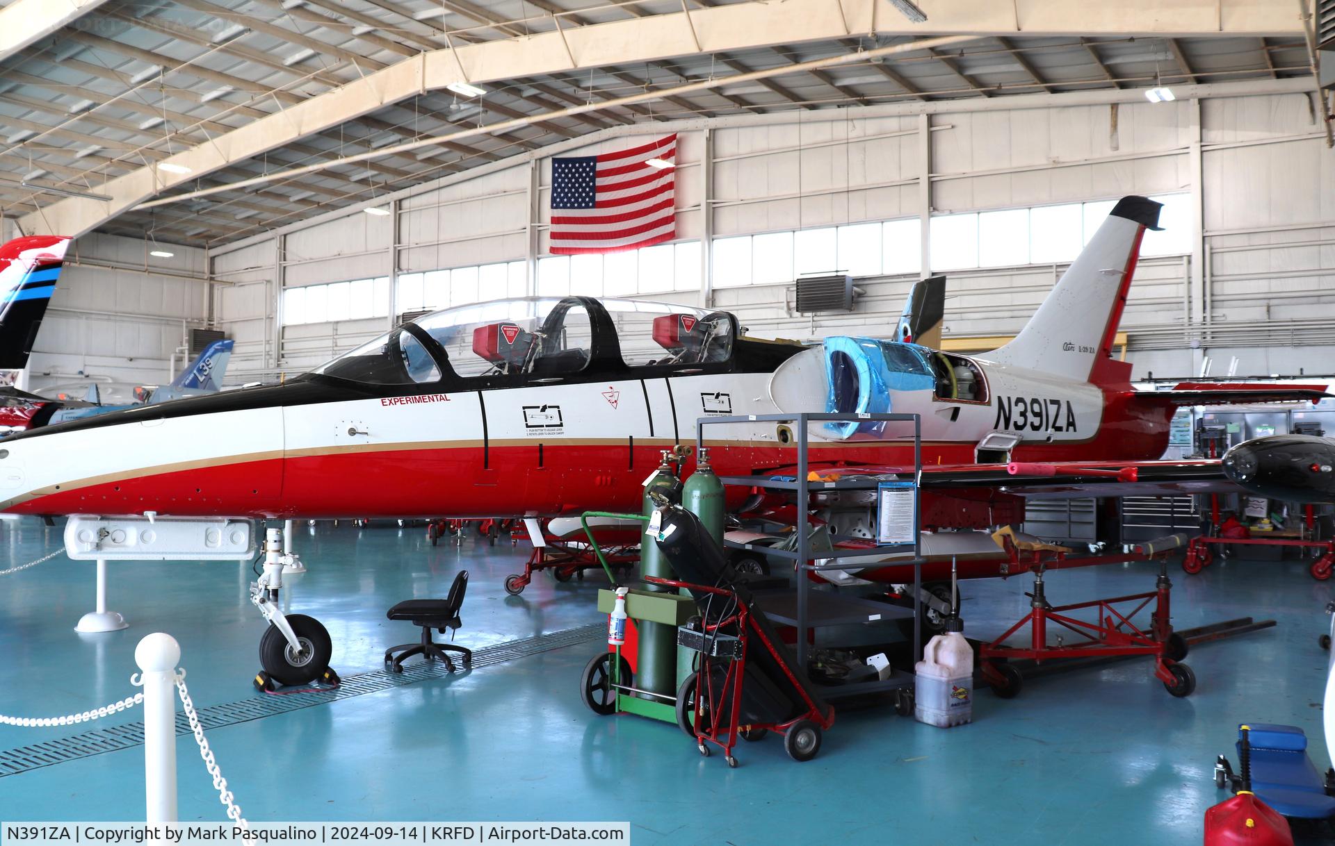 N391ZA, 1981 Aero L-39ZA Albatros C/N 132015, Aero L-39A