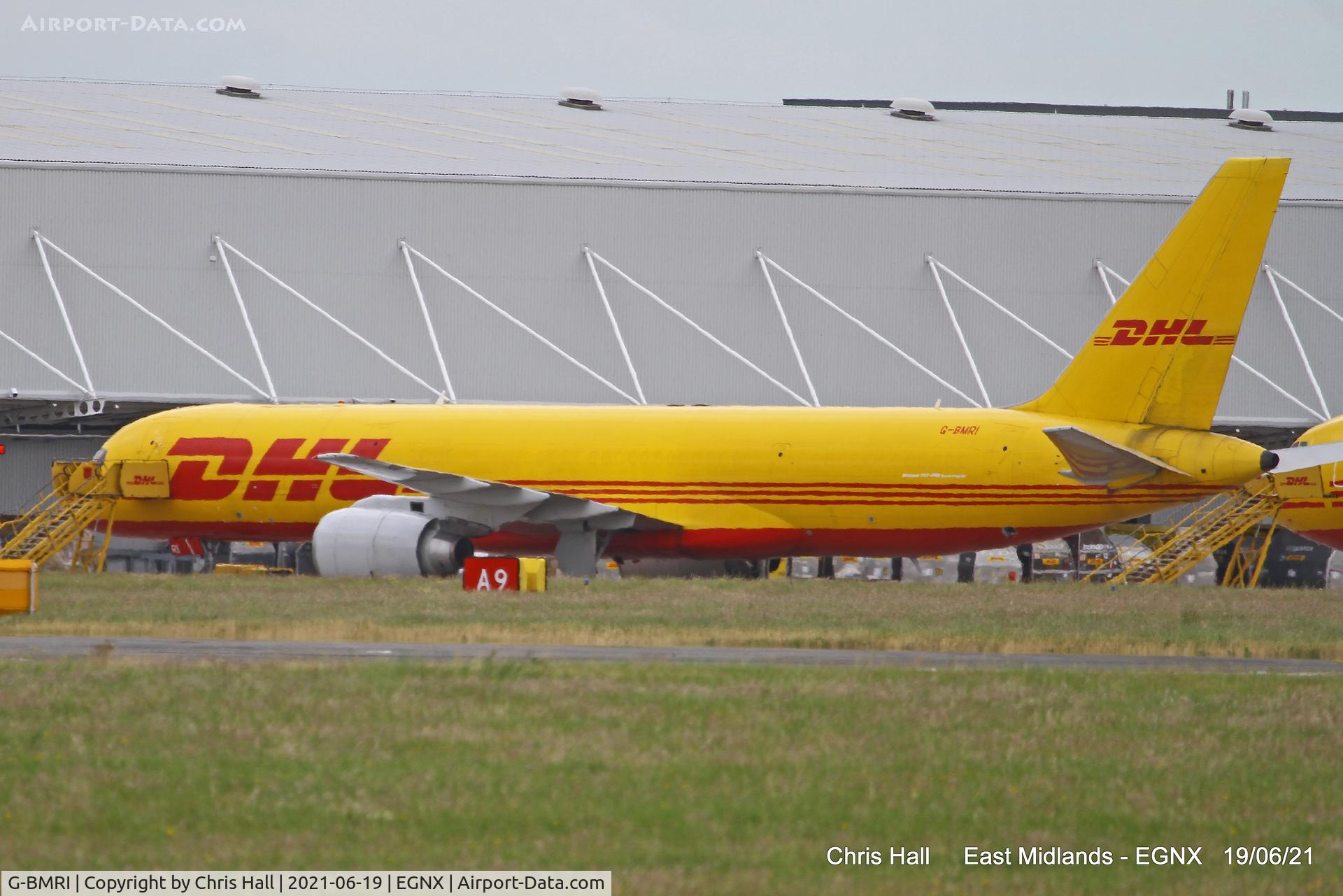 G-BMRI, 1989 Boeing 757-236 C/N 24267, East Midlands