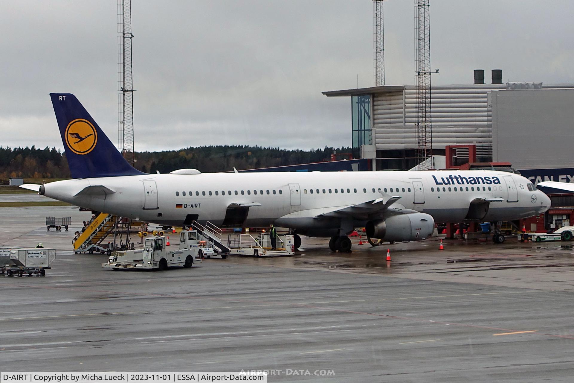 D-AIRT, 1997 Airbus A321-131 C/N 0652, At Arlanda