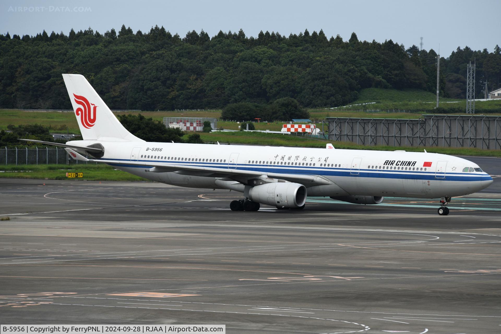 B-5956, 2014 Airbus A330-343X C/N 1563, Air China A333