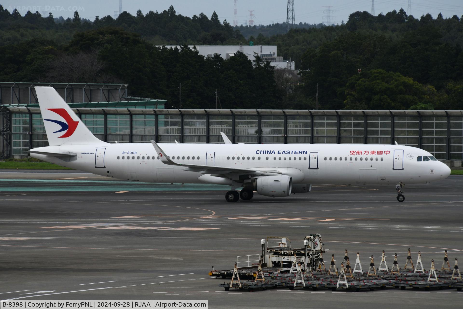 B-8398, 2016 Airbus A321-211(WL) C/N 7023, China Eastern A321