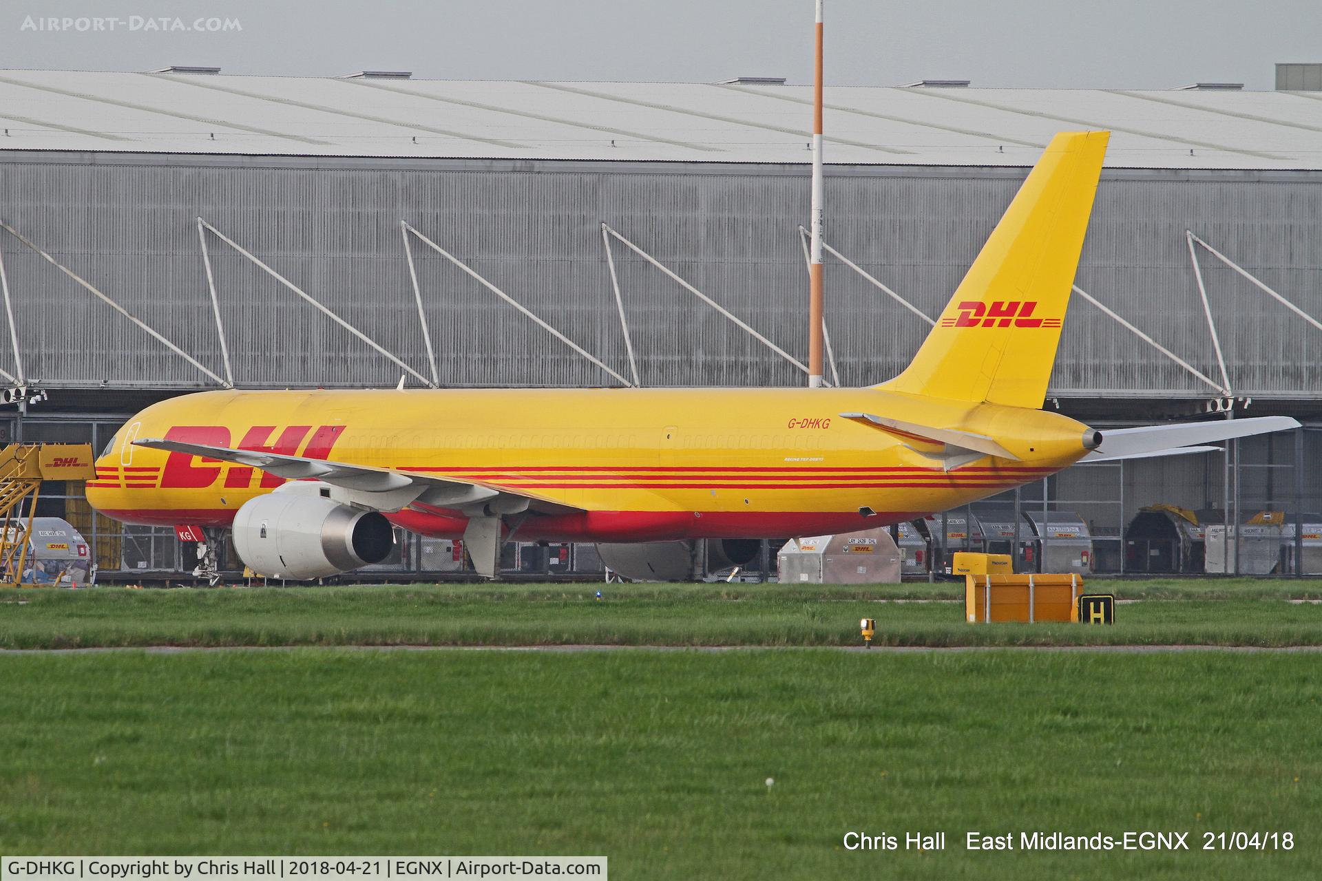 G-DHKG, 1999 Boeing 757-236 C/N 29946, East Midlands