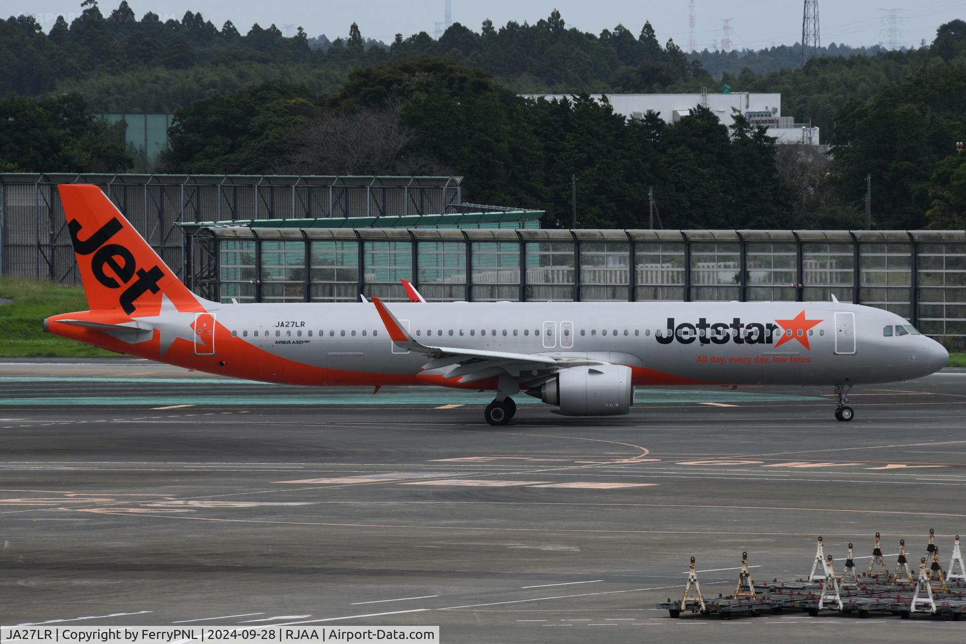 JA27LR, 2021 Airbus A321-251NX C/N 10146, Jetstar Japan A321N for departure