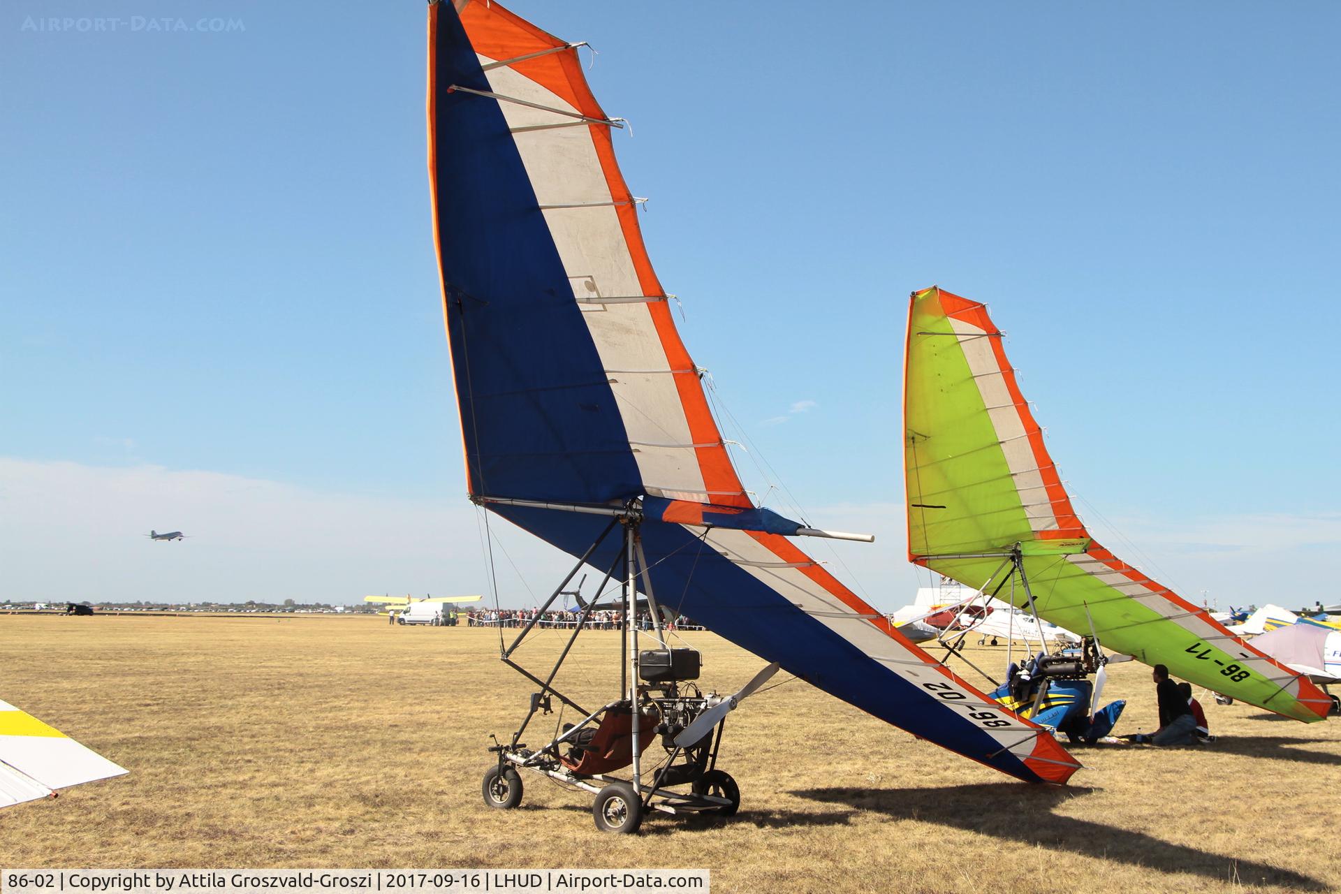 86-02, Halley Apollo C15/Apollo Racer GT, LHUD - Szeged Airport. SZIA Szeged International Airshow