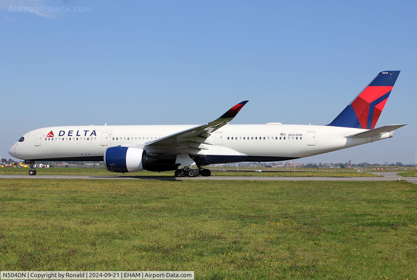 N504DN, 2017 Airbus A350-941 C/N 160, at eham