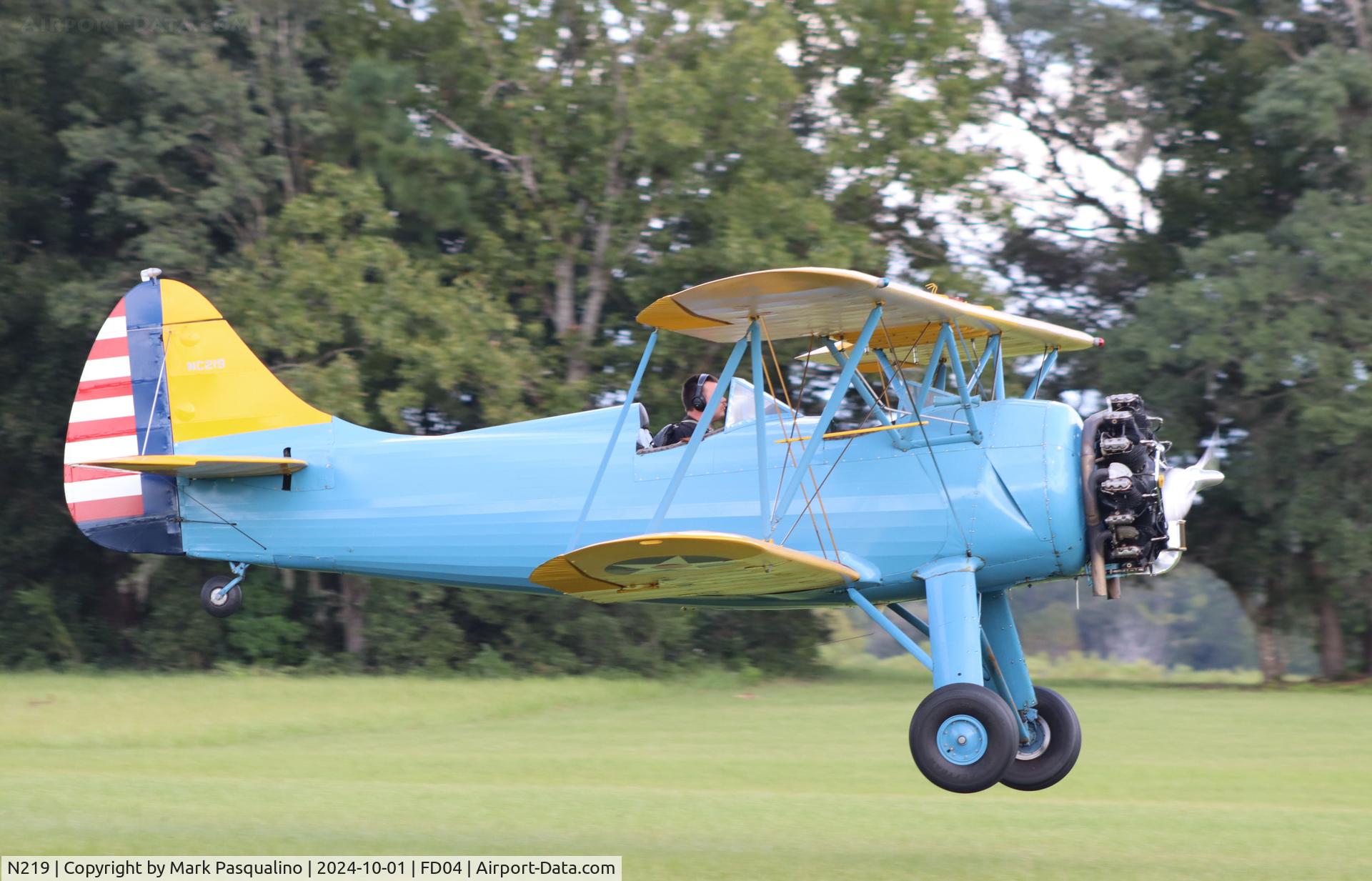 N219, 1939 Waco UPF-7 C/N 5302, Waco UPF-7