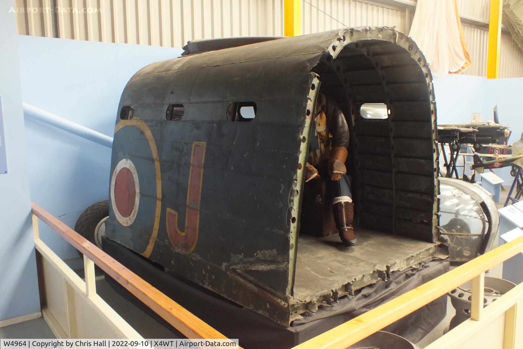 W4964, 1943 Avro Lancaster B.1 C/N W4964, Newark Air Museum