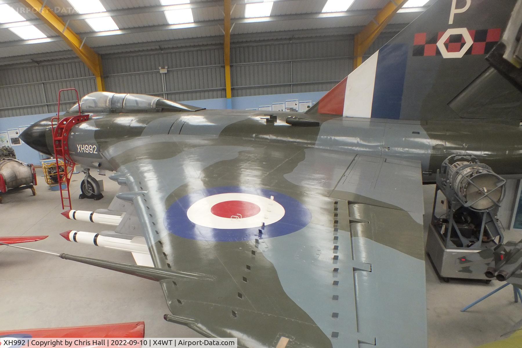 XH992, 1959 Gloster Javelin FAW.8 C/N Not found XH992, Newark Air Museum