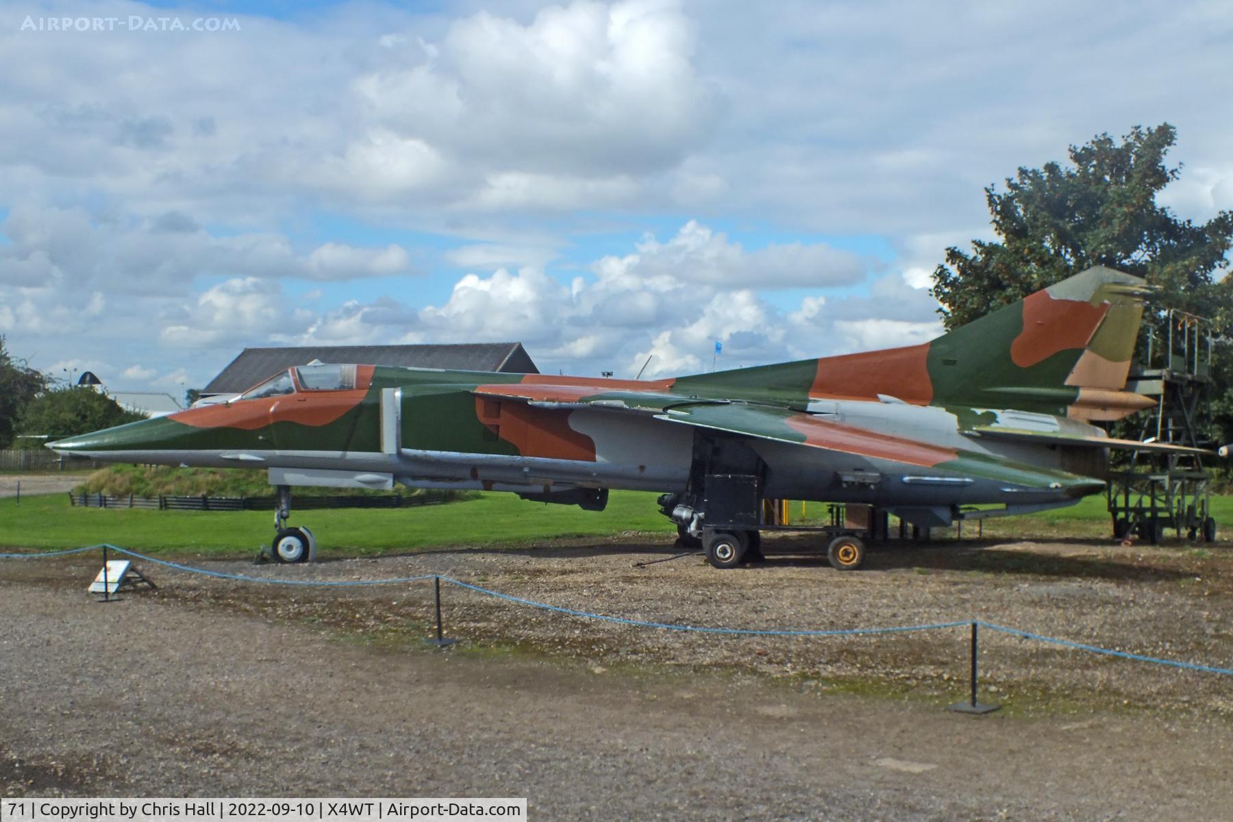 71, Mikoyan-Gurevich MiG-27K C/N 61912507006, Newark Air Museum