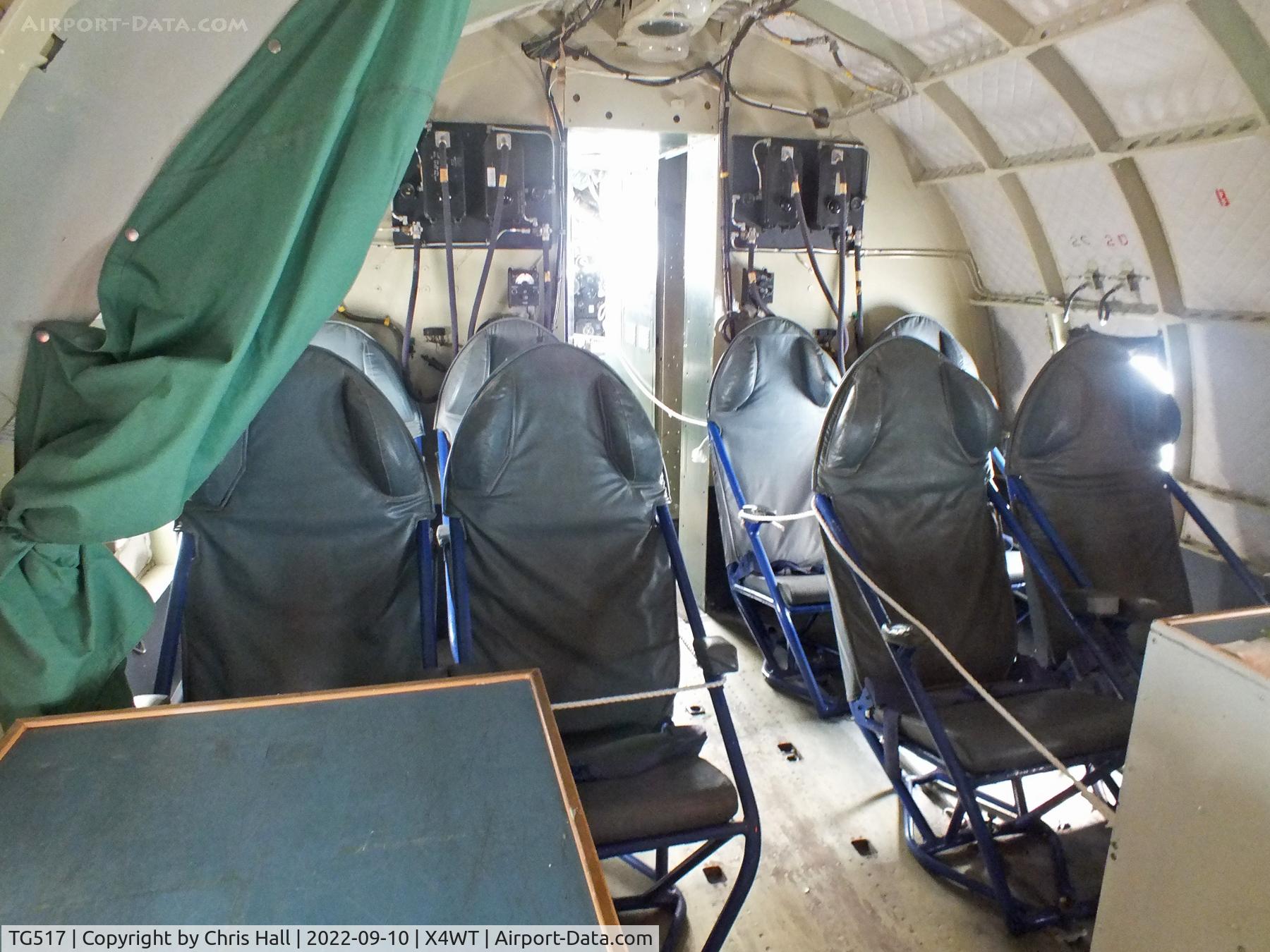 TG517, 1948 Handley Page Hastings T.5 C/N HP67/21, Newark Air Museum