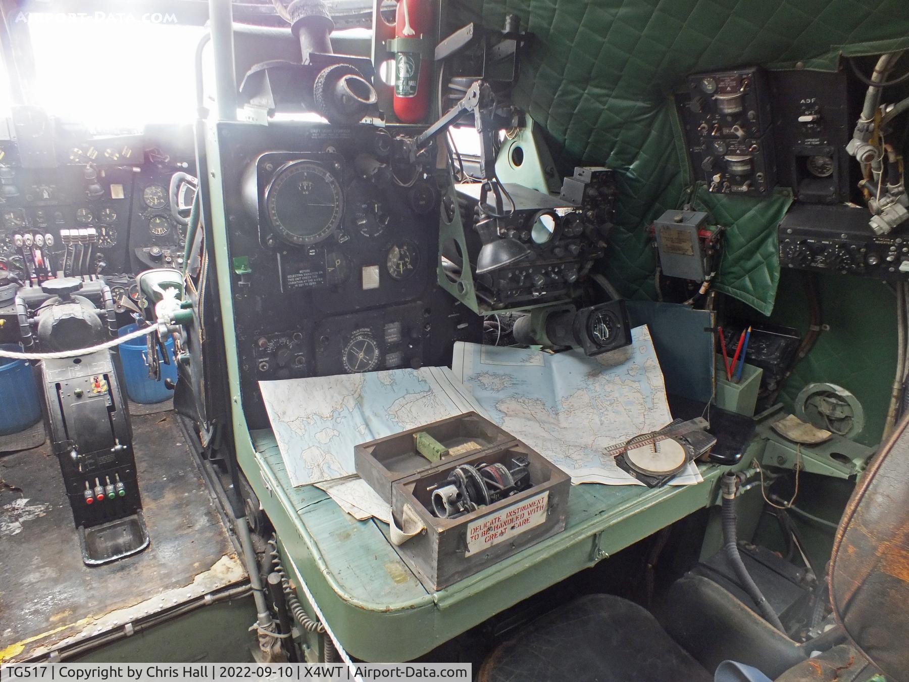TG517, 1948 Handley Page Hastings T.5 C/N HP67/21, Newark Air Museum