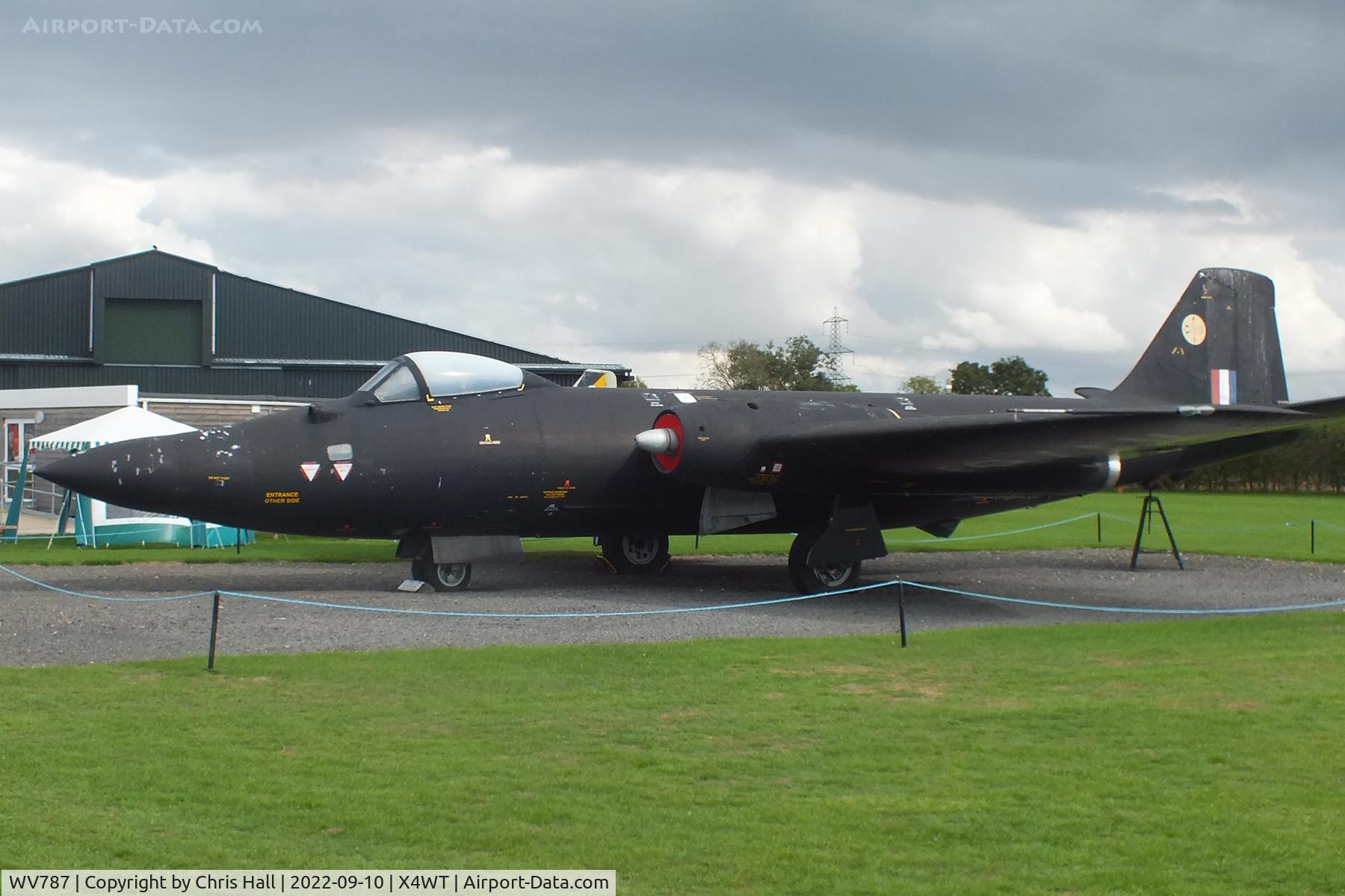 WV787, 1952 English Electric Canberra B(1)8 C/N EEP71644, Newark Air Museum