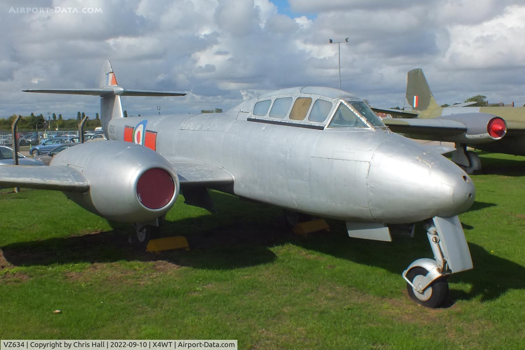 VZ634, Gloster Meteor T.7 C/N Not found VZ634, Newark Air Museum