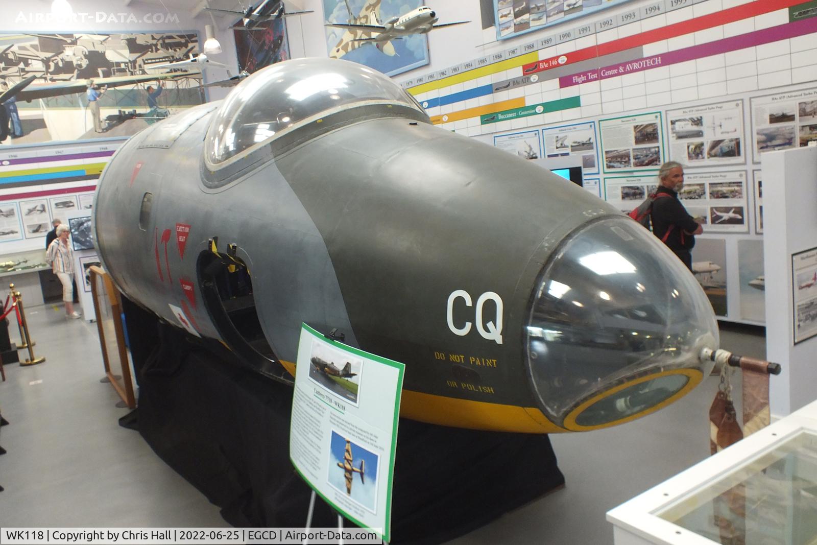 WK118, English Electric Canberra TT.18 C/N R3/EA3/6632, Avro Aviation Heritage Museum