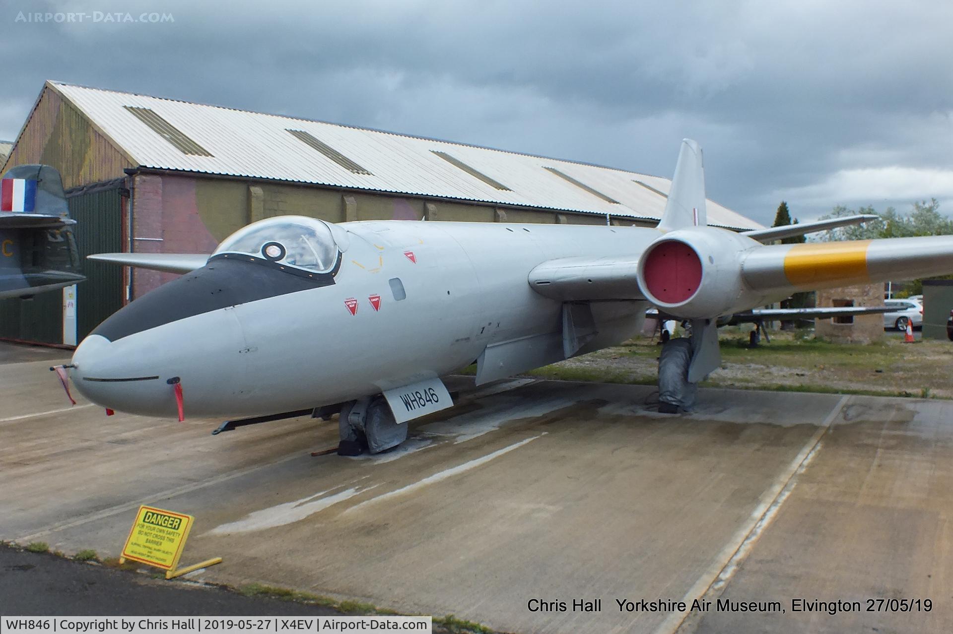 WH846, English Electric Canberra T.4 C/N EEP71290, Yorkshire Air Museum, Elvington