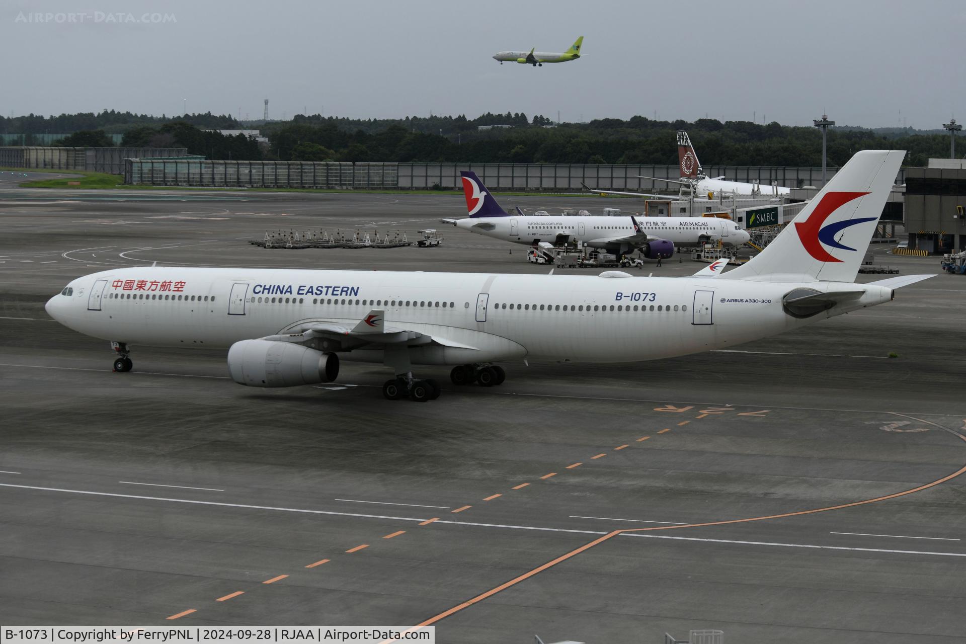 B-1073, 2018 Airbus A330-343 C/N 1869, China Eastern A333 pushed back for departure