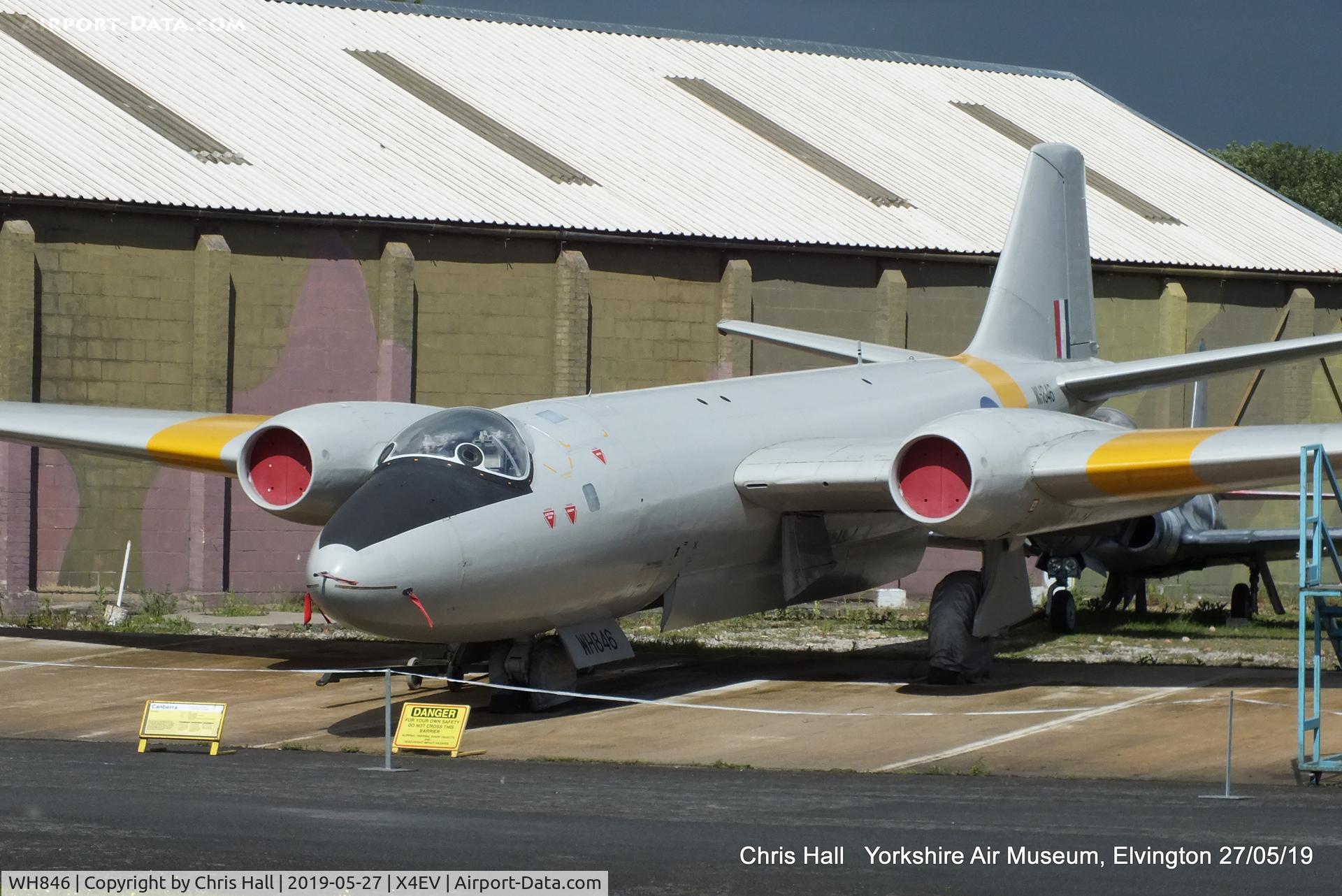 WH846, English Electric Canberra T.4 C/N EEP71290, Yorkshire Air Museum, Elvington