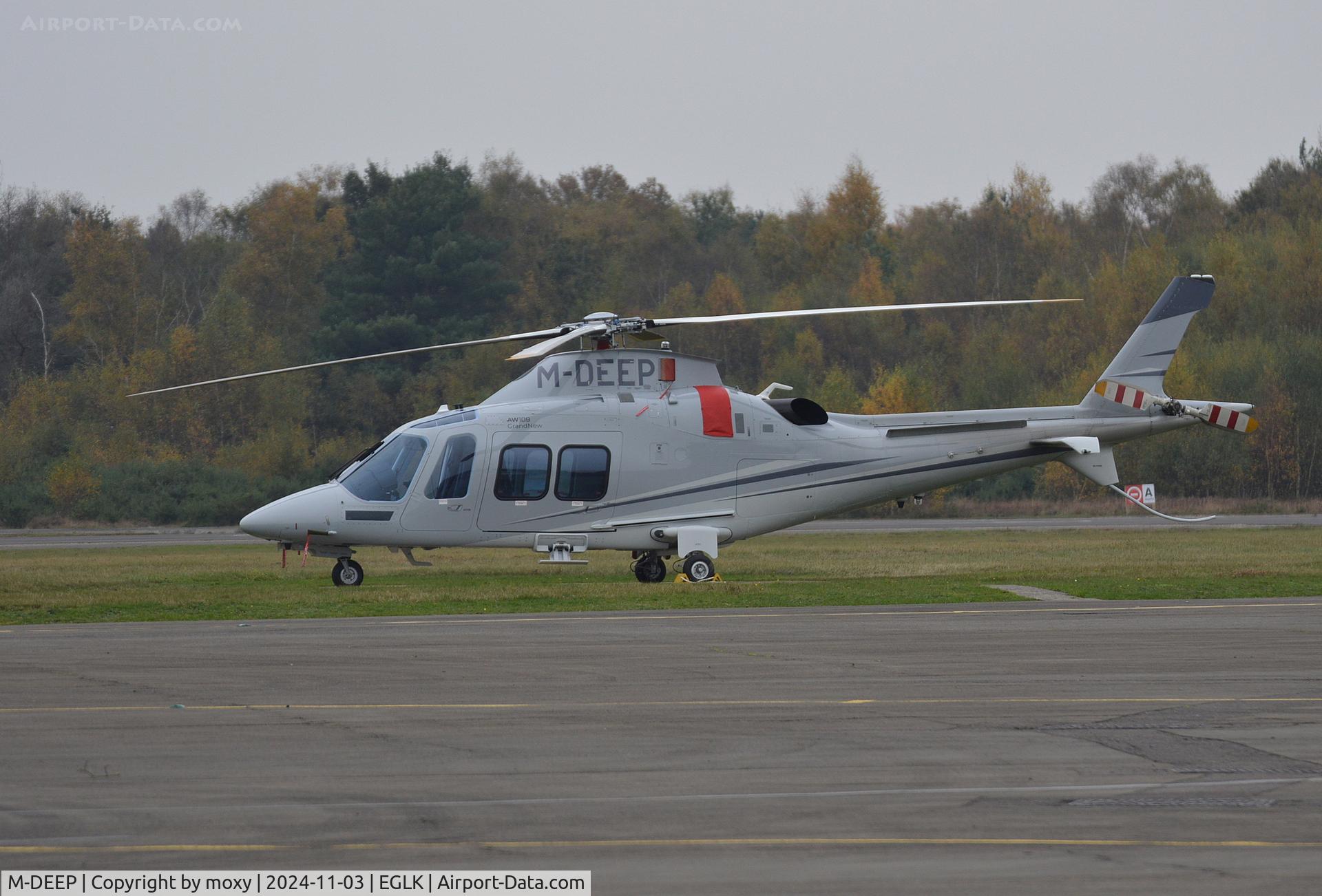 M-DEEP, Leonardo SPA AW109SP GrandNew C/N 22458, Leonardo AW109SP GrandNew at Blackbushe.