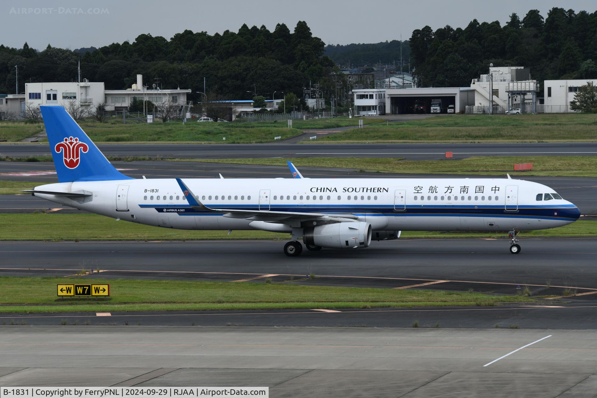 B-1831, 2014 Airbus A321-231(WL) C/N 6104, China Southern A321