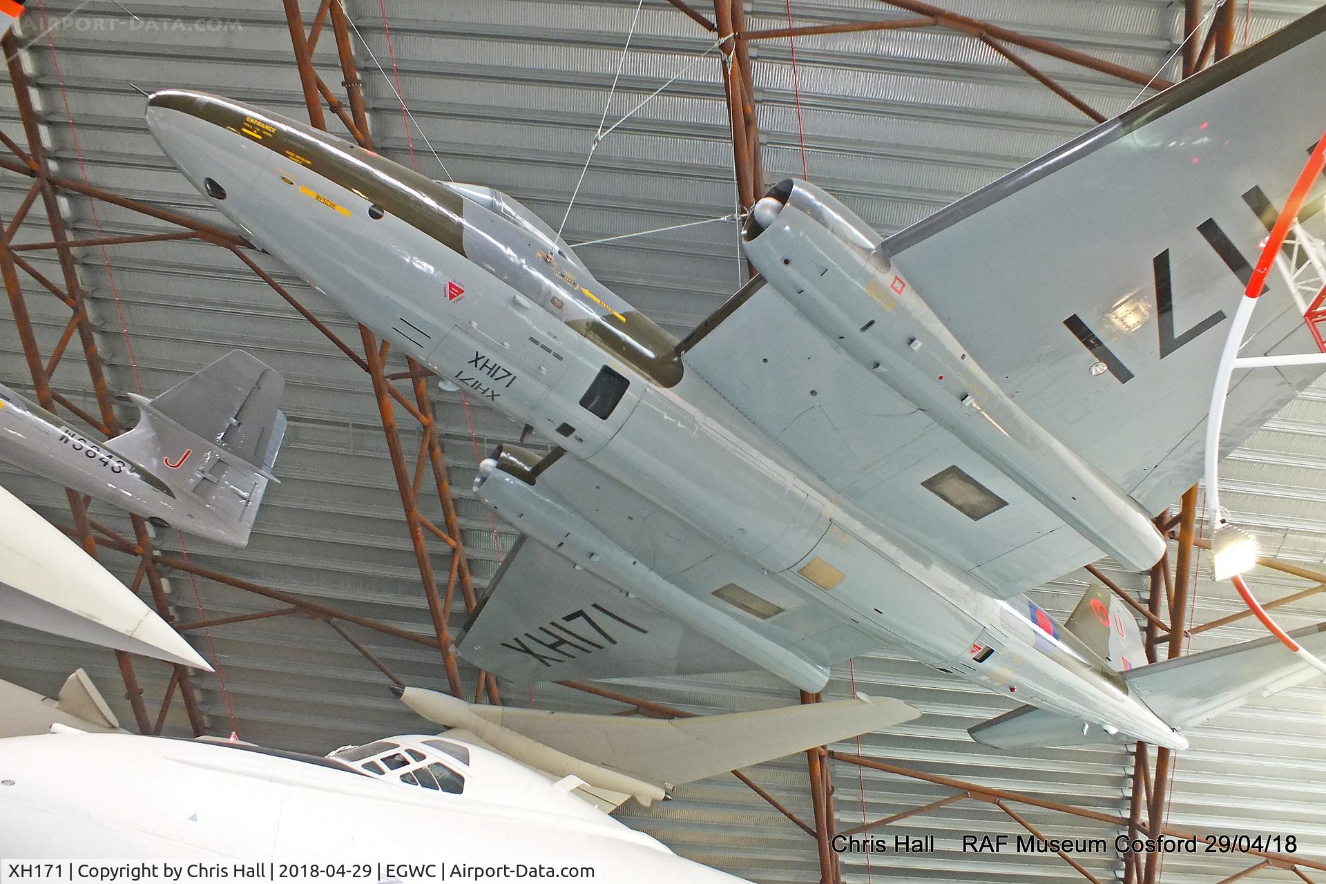 XH171, 1960 English Electric Canberra PR.9 C/N SH1735, RAF Museum, Cosford