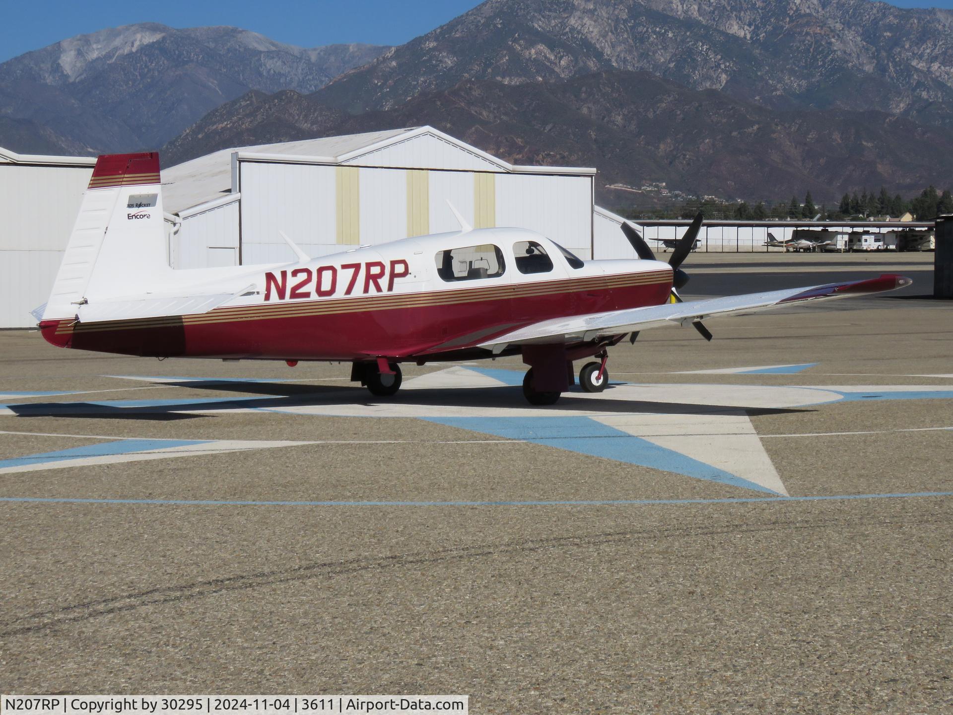 N207RP, 1997 Mooney M20K C/N 25-2009, Parked