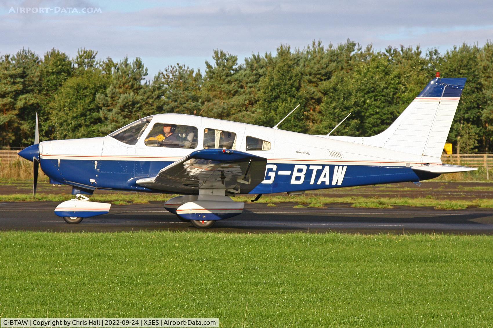 G-BTAW, 1986 Piper PA-28-161 C/N 28-8616031, Eshott