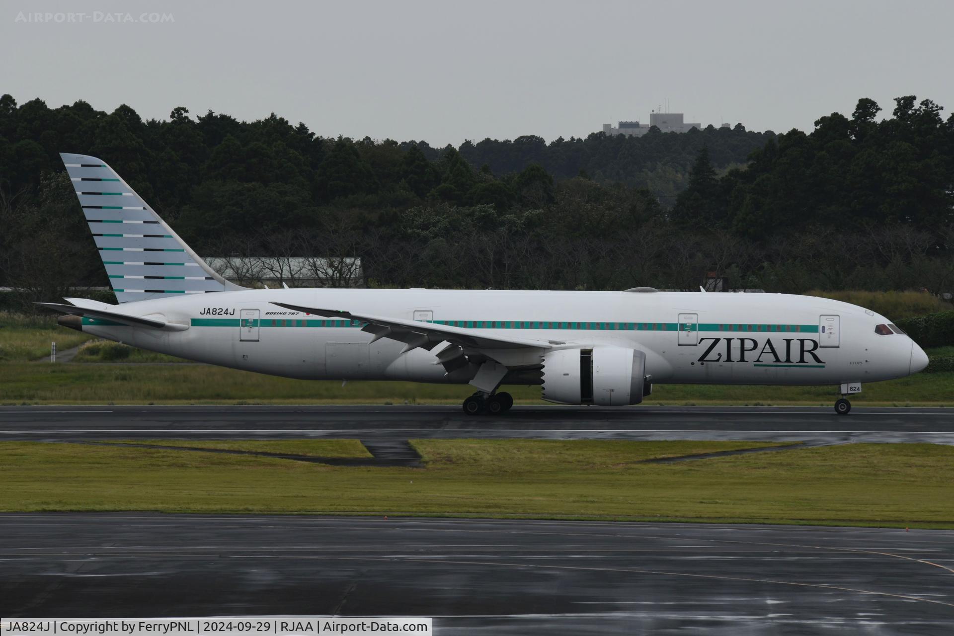 JA824J, 2011 Boeing 787-846 Dreamliner C/N 34834, Zipair B788 arriving in NRT