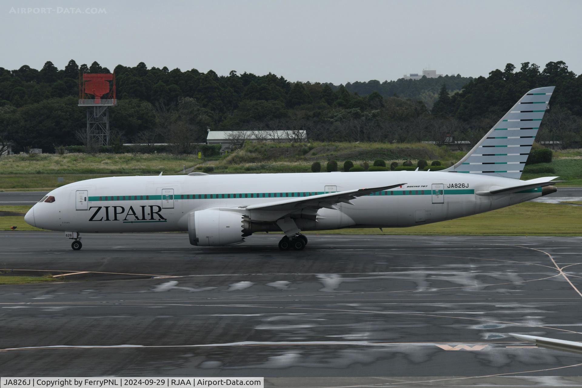 JA826J, 2012 Boeing 787-8 Dreamliner C/N 34836, Zipair B788 departing