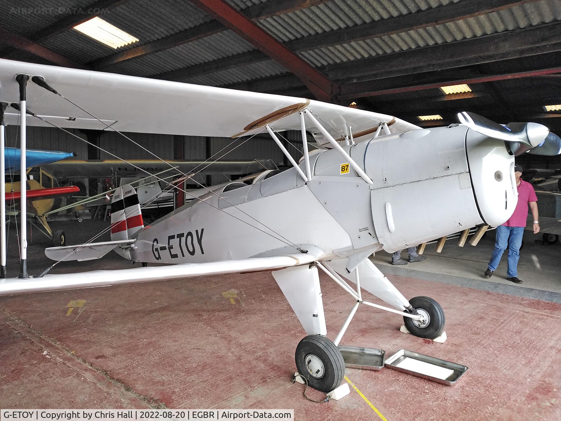 G-ETOY, CASA 1-131E Jungmann C/N 2151, Breighton