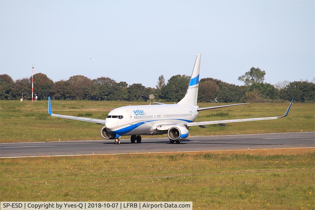 SP-ESD, 2002 Boeing 737-8AS C/N 29934, Boeing 737-8AS , Taxiing rwy 07R, Brest-Guipavas Airport (LFRB-BES)
