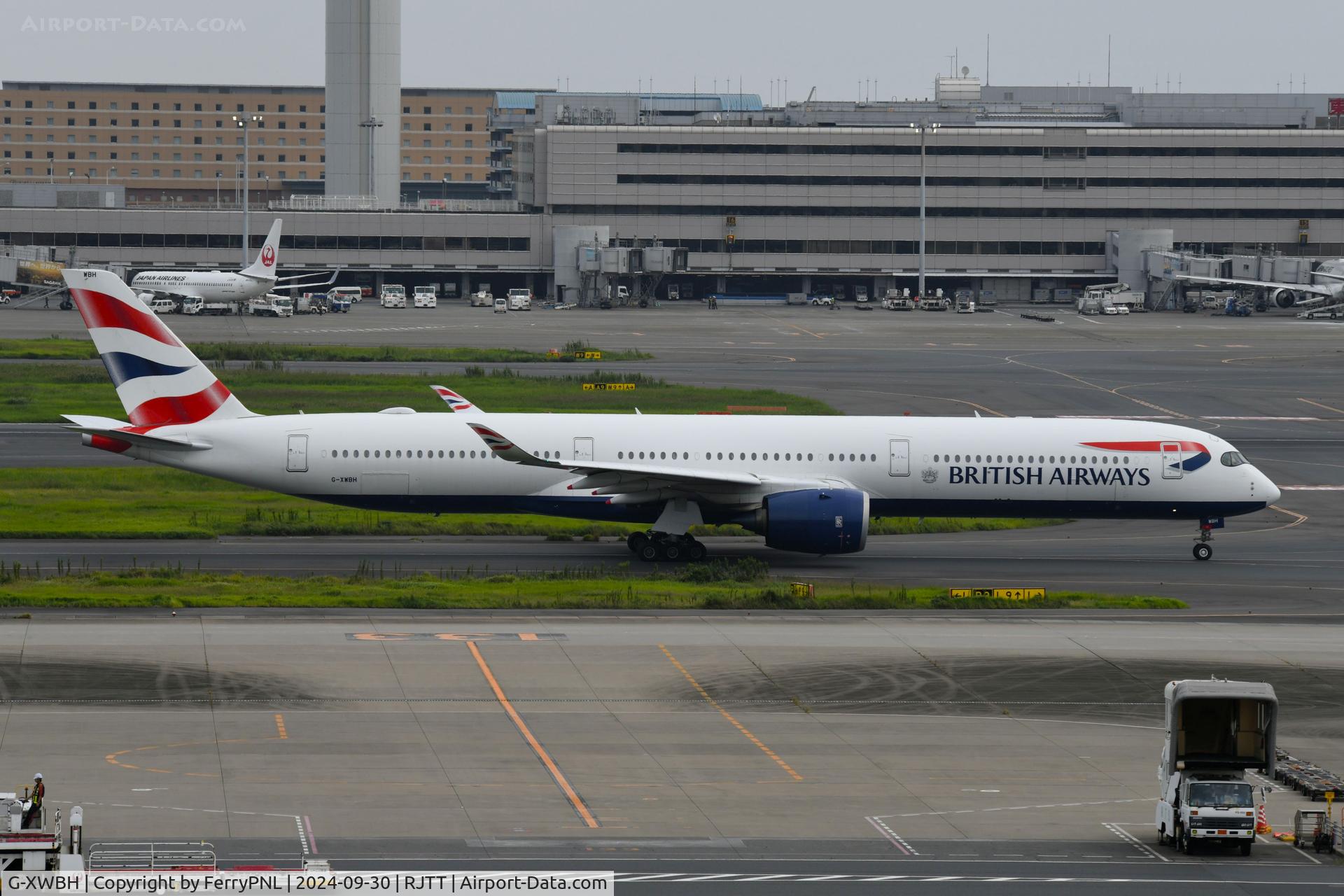 G-XWBH, 2019 Airbus A350-1041 C/N 446, BA A351 taxying for departure to LHR