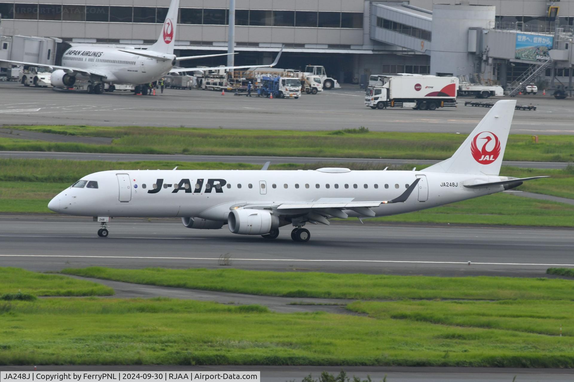 JA248J, 2017 Embraer ERJ-190 (ERJ-190-100 STD) C/N 19000731, Arrival of J-Air ERJ190
