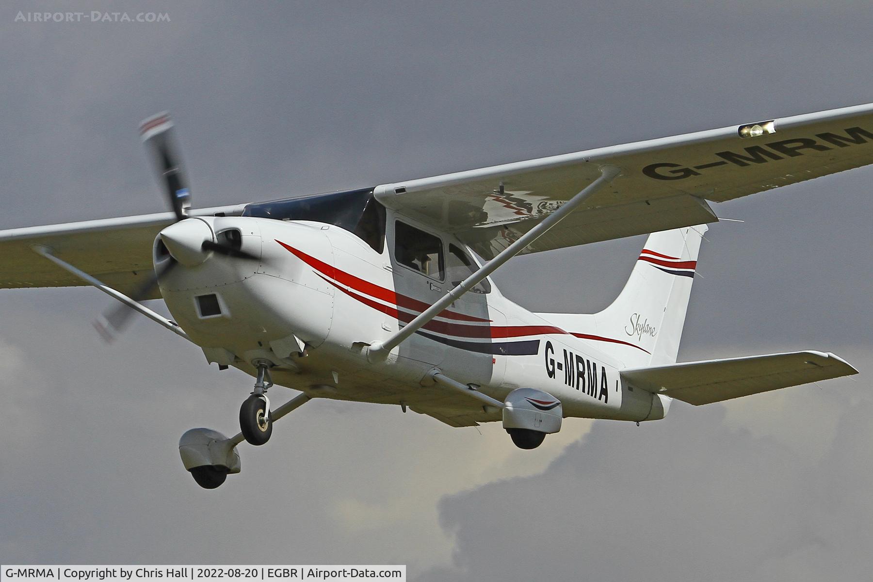 G-MRMA, 1999 Cessna 182S Skylane C/N 18280571, Breighton