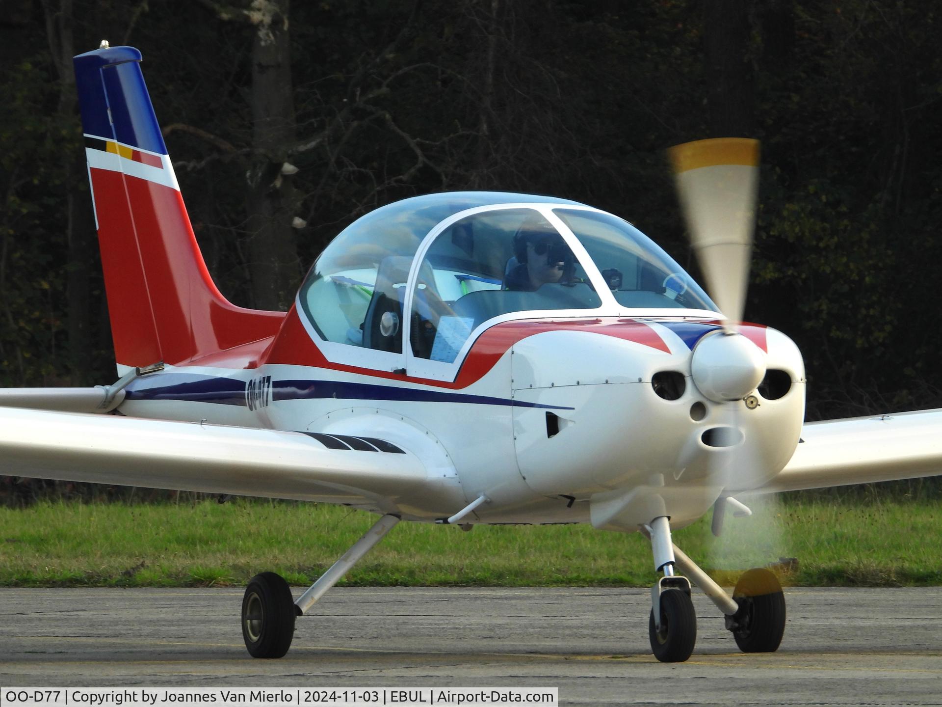 OO-D77, 2002 Fly Synthesis Texan C/N 2002/0016A, Ursel
