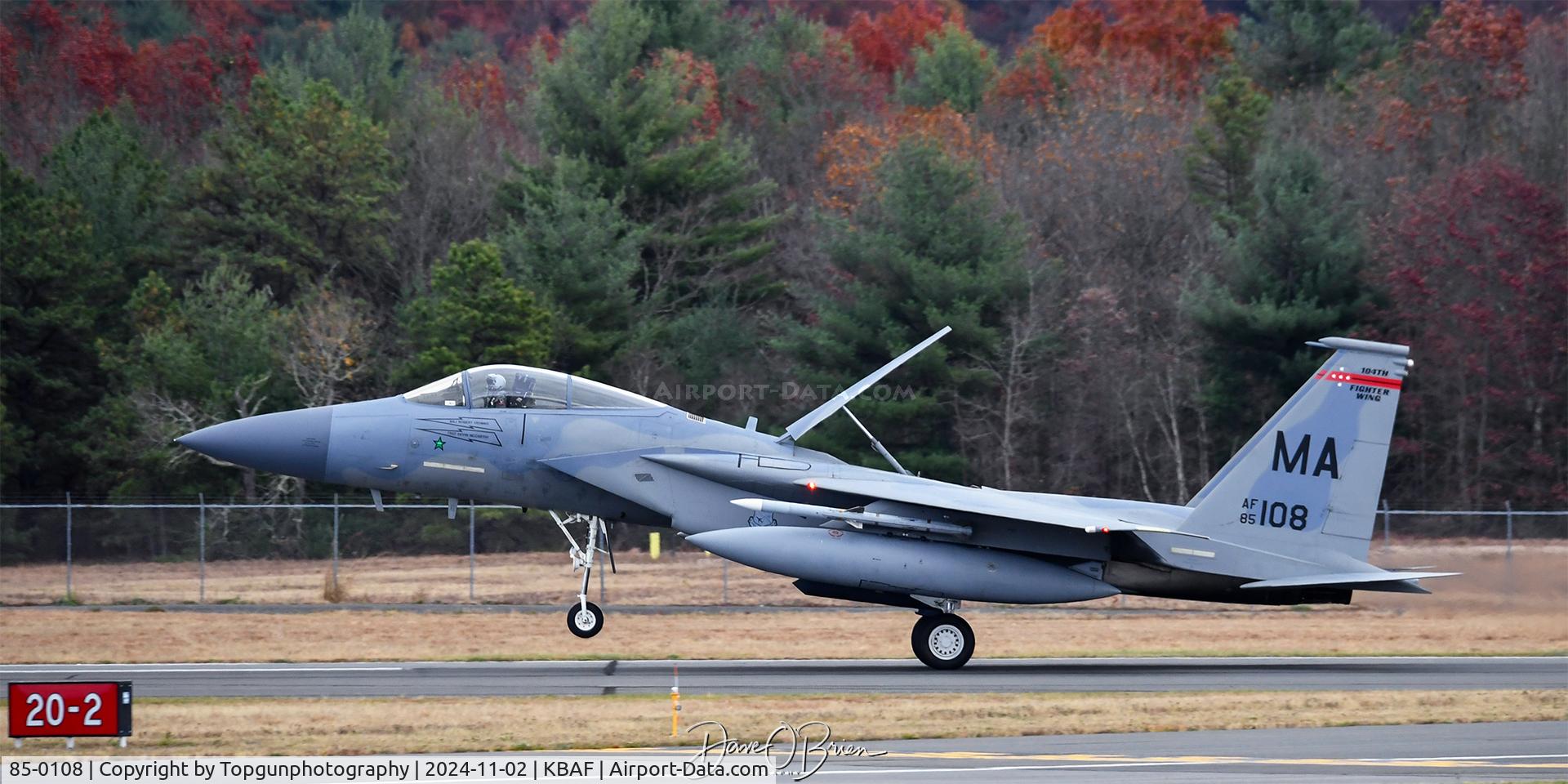 85-0108, McDonnell Douglas F-15C Eagle C/N 0962/C350, NOBLE12 landing after their morning CAP sortie