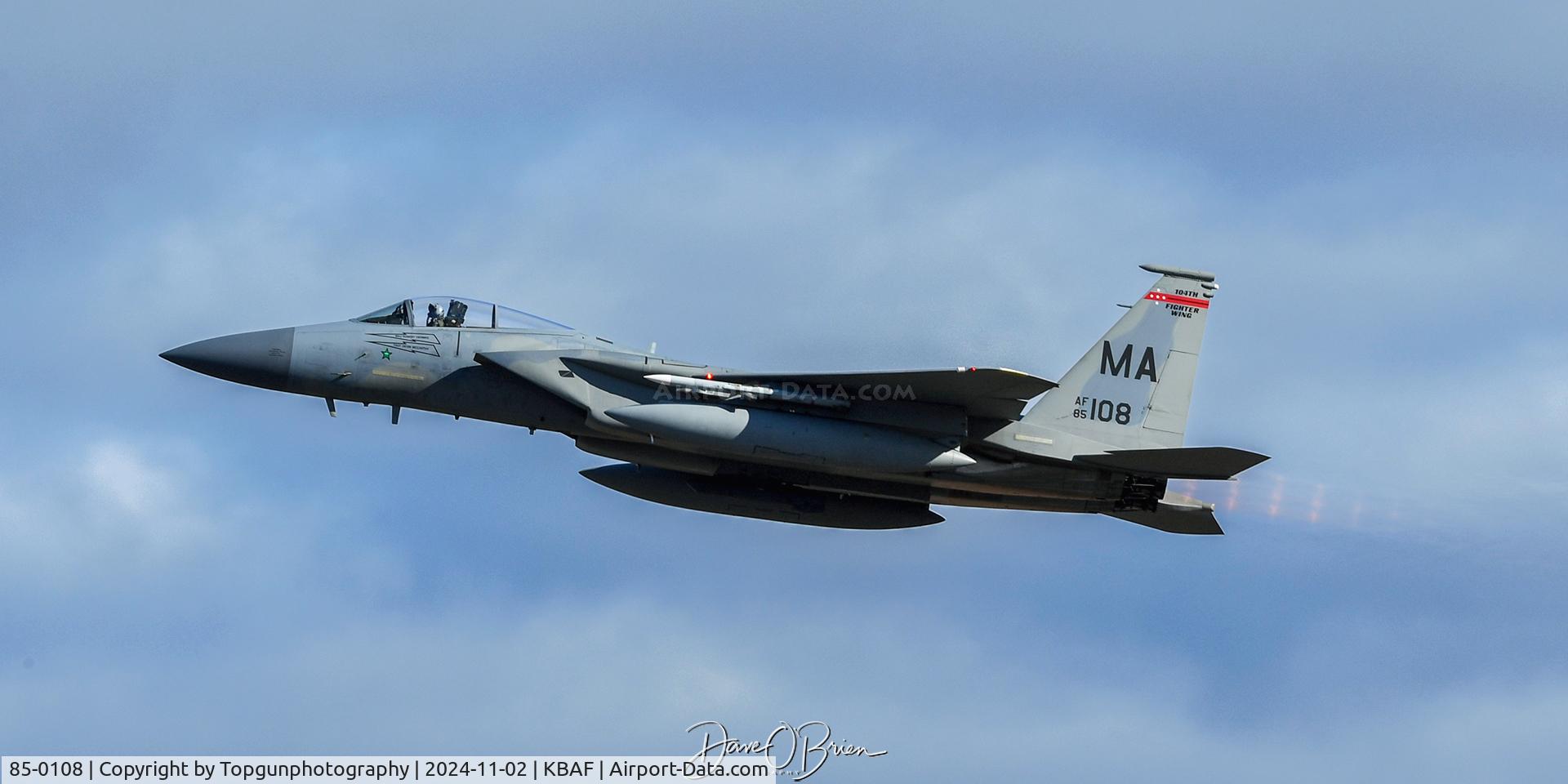 85-0108, McDonnell Douglas F-15C Eagle C/N 0962/C350, NOBLE21 blasts out for CAP Duty