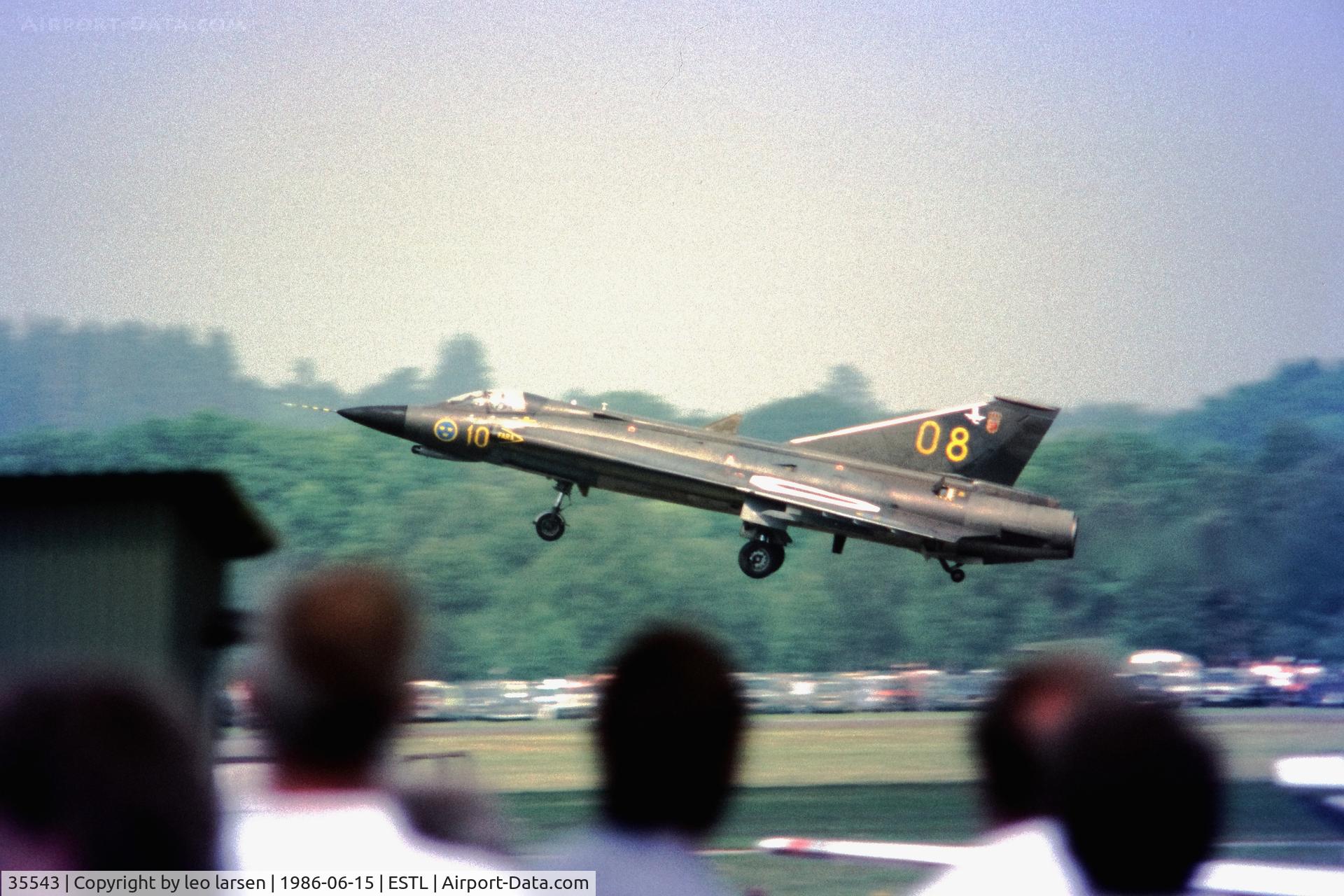 35543, 1969 Saab J35F-2 Draken C/N 35-543, Ljungbyhed Air show 15.6.1986