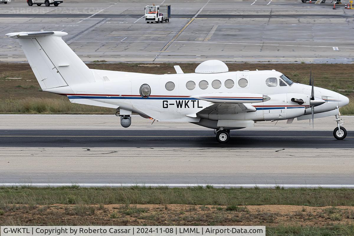 G-WKTL, 1980 Beech 200T Super King Air C/N BT-11, Runway 13