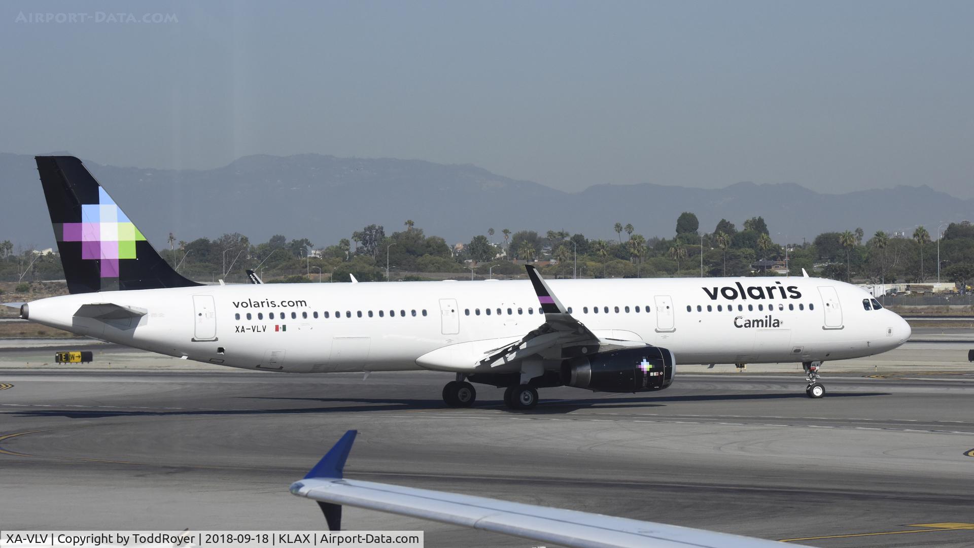 XA-VLV, 2016 Airbus A321-231 C/N 7326, Taxiing for departure at LAX