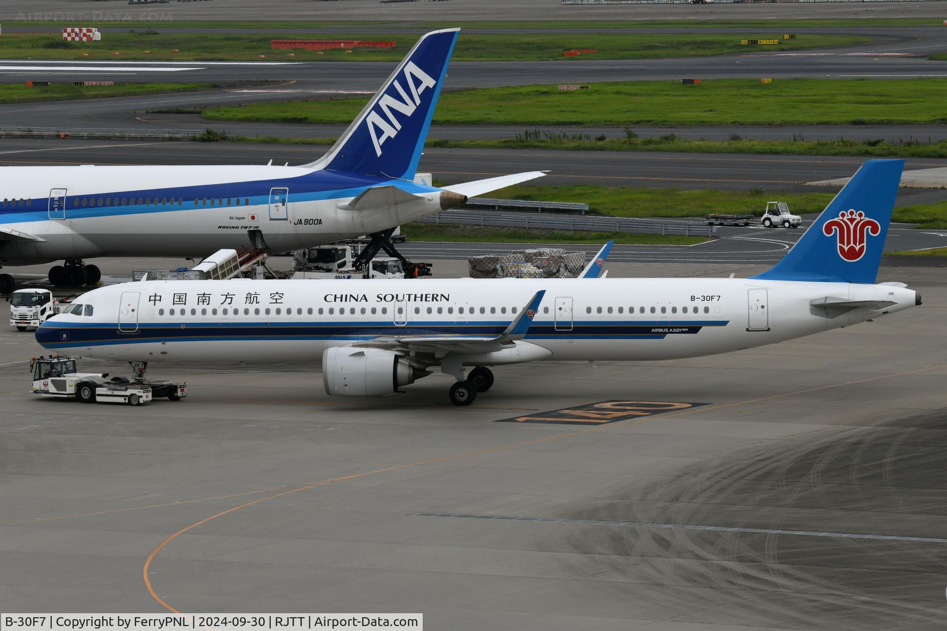 B-30F7, 2020 Airbus A321-253NX C/N 9383, China Southern A321N pushed-back from gate.