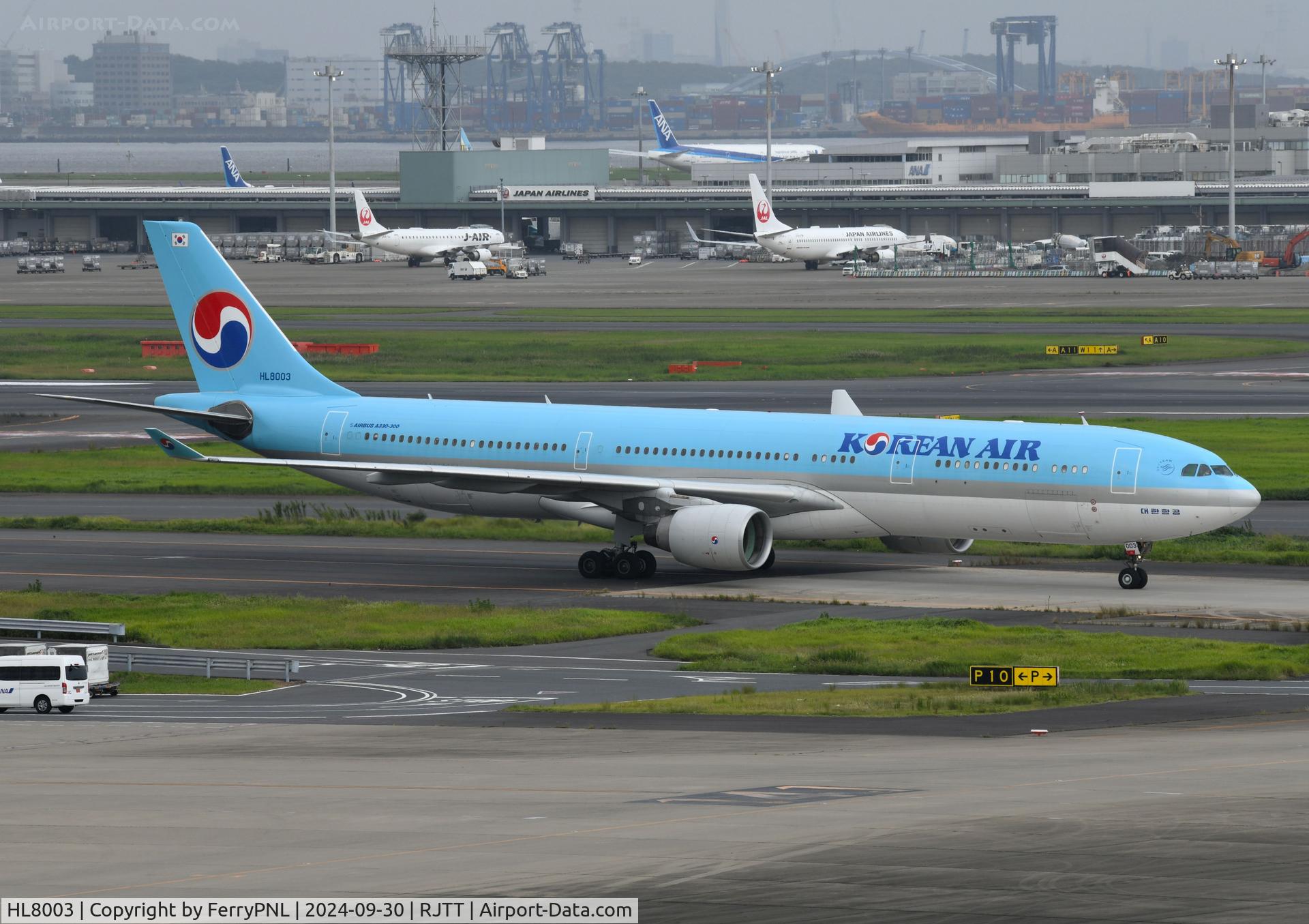 HL8003, 2014 Airbus A330-323 C/N 1590, Korean Air A333 departing HND