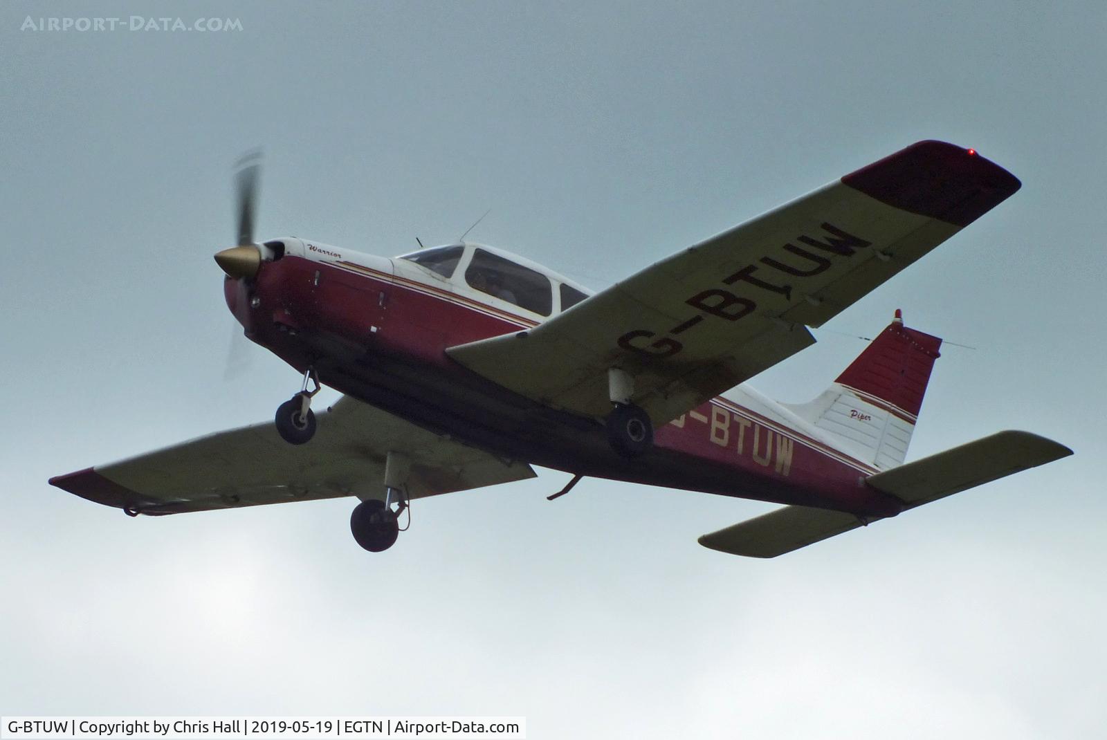 G-BTUW, 1974 Piper PA-28-151 Cherokee Warrior C/N 28-7415066, Enstone