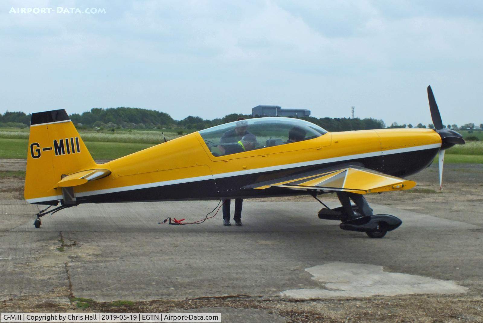 G-MIII, 1995 Extra EA-300L C/N 013, Enstone