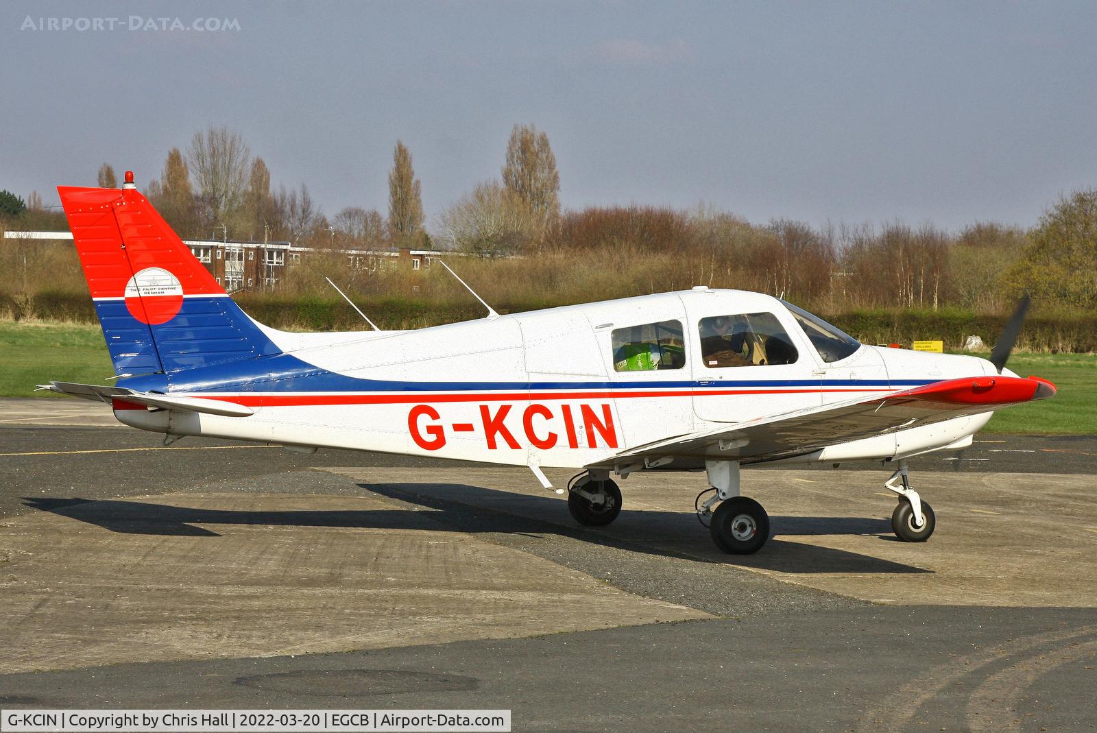 G-KCIN, 1989 Piper PA-28-161 Cadet C/N 2841102, Barton