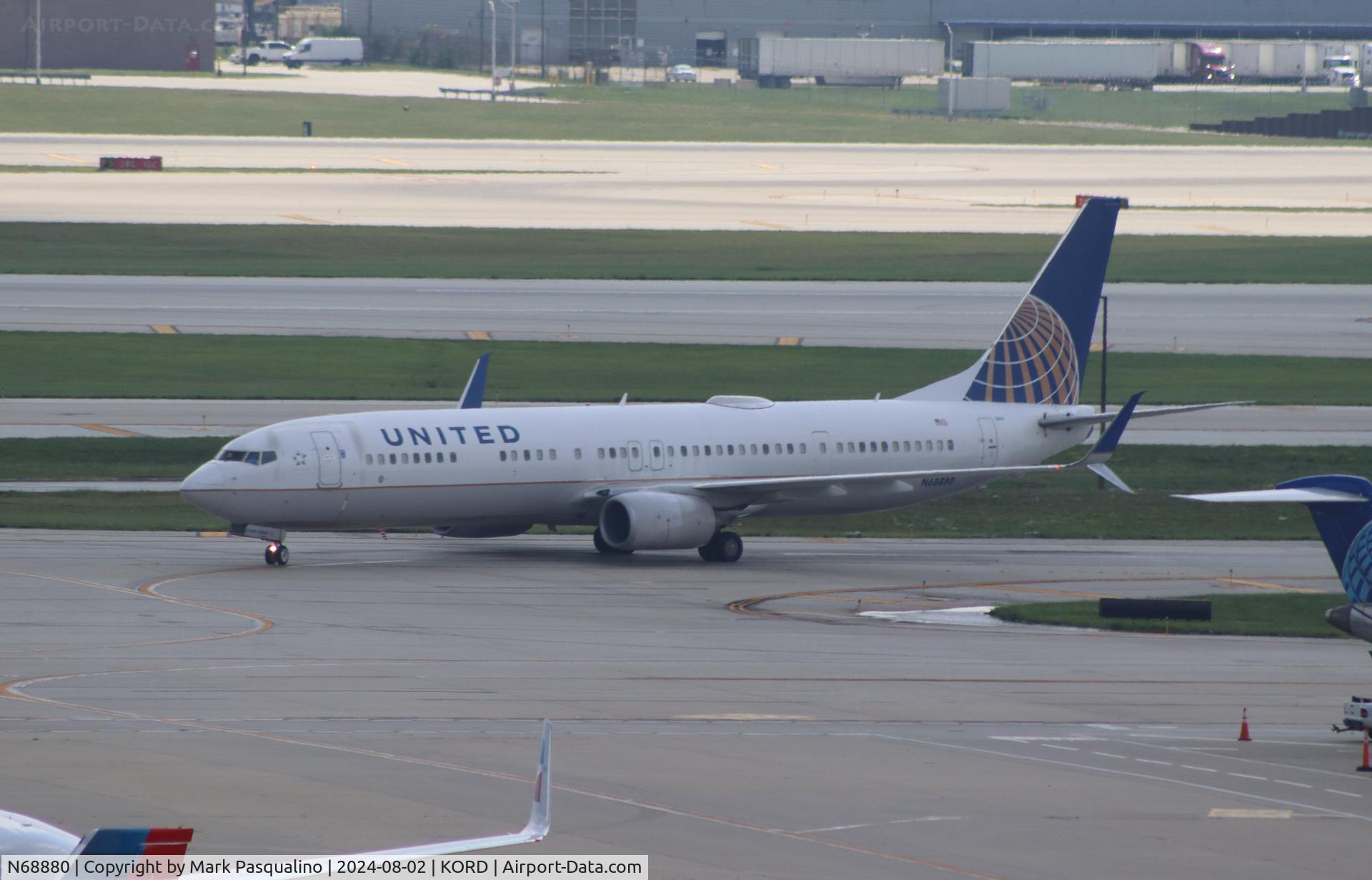 N68880, 2015 Boeing 737-924/ER C/N 42199, Boeing 737-924/ER