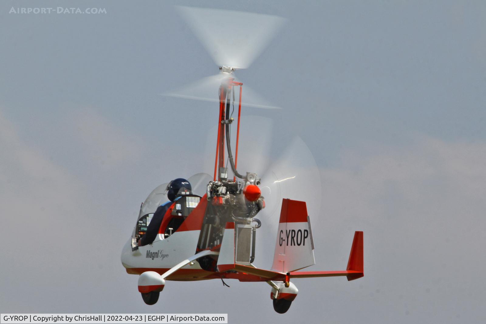 G-YROP, 2009 Magni Gyro M-16C Tandem Trainer C/N 16-09-5344, Popham