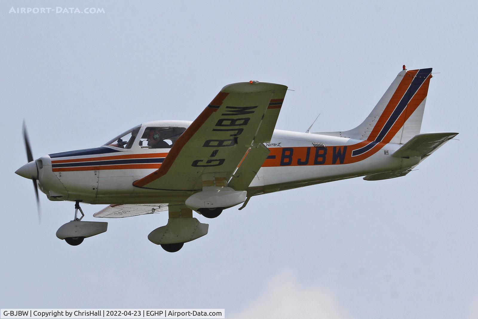 G-BJBW, 1981 Piper PA-28-161 Cherokee Warrior II C/N 28-8116280, Popham