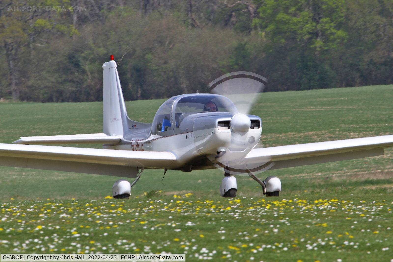 G-GROE, 1989 Grob G-115 C/N 8054, Popham